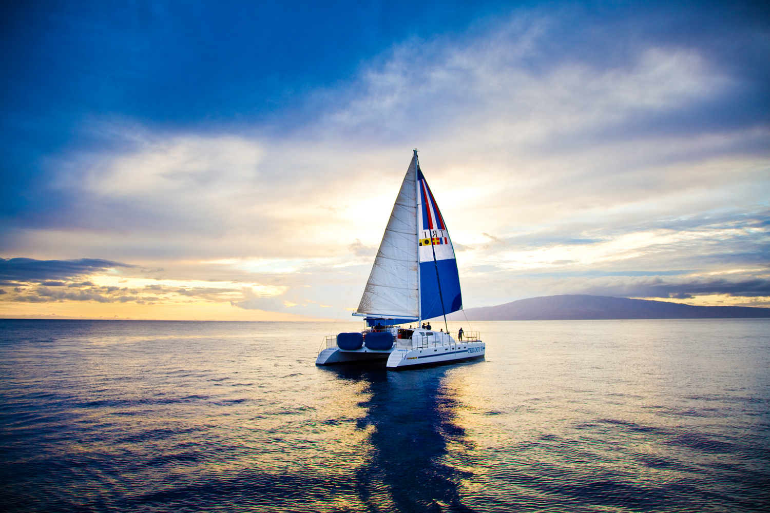 boat excursions in maui